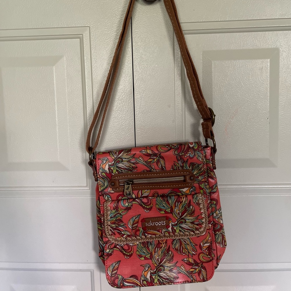 Crossbody Sakroots Purse~adjustable strap~barely used